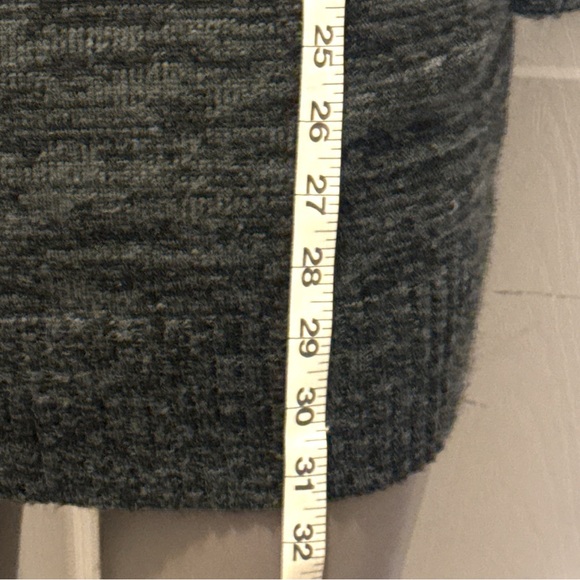 IZ Byer•Small• Sweater Dress•Grey & Black Marbled•Long Sleeve•Above Knee Mini - Picture 8 of 8